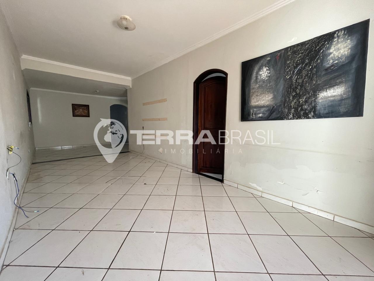 Casa   Terreno 909m  R. Curitiba B. Nossa Senhora de Fátima em...