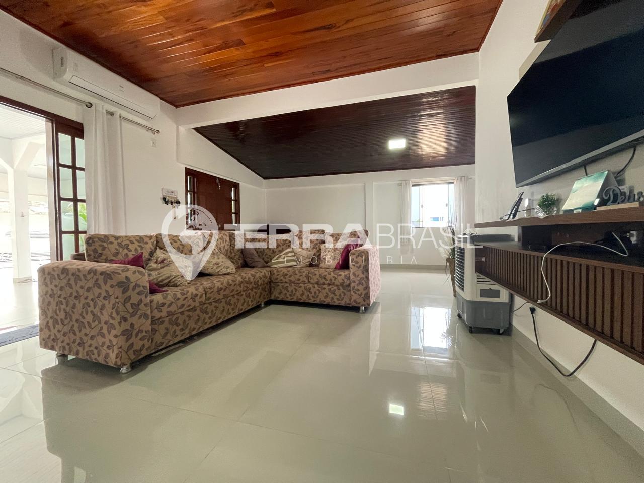 Casa à venda no B. Jardim Novo Estado em Ouro Preto do Oeste-RO