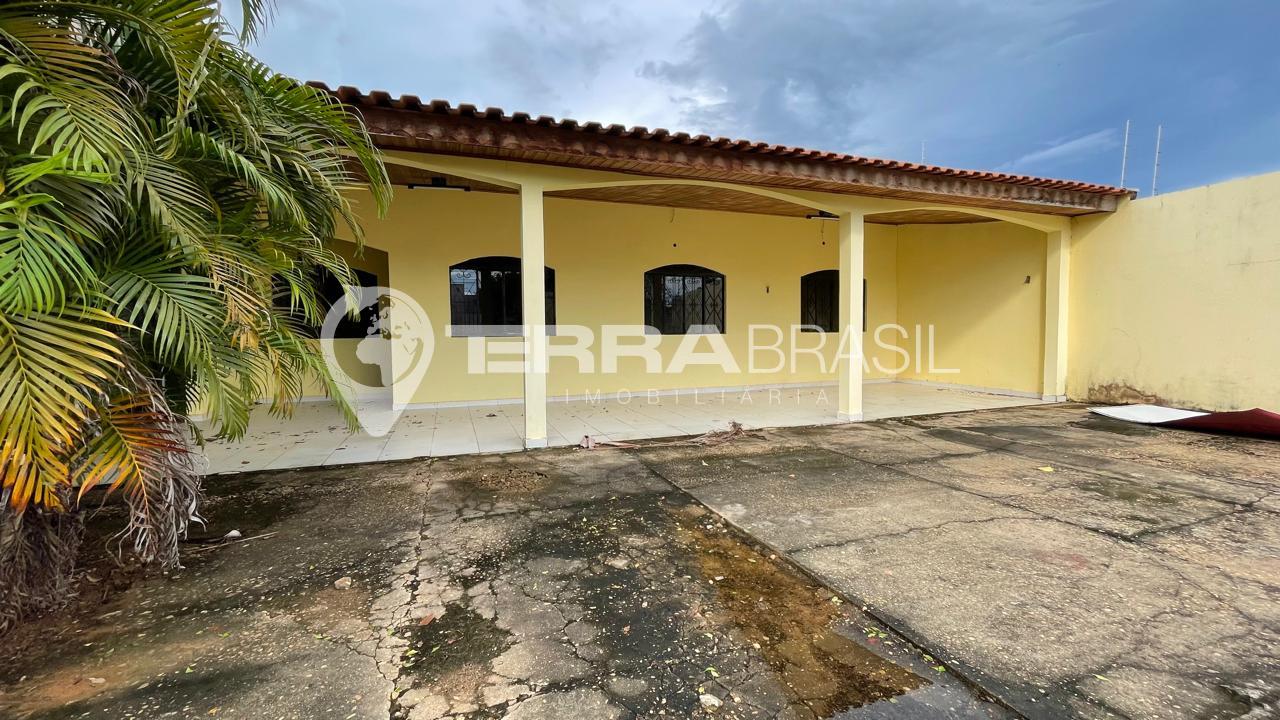 Casa com 3 Quartos no B. Dom Bosco em Ji-Paraná - RO