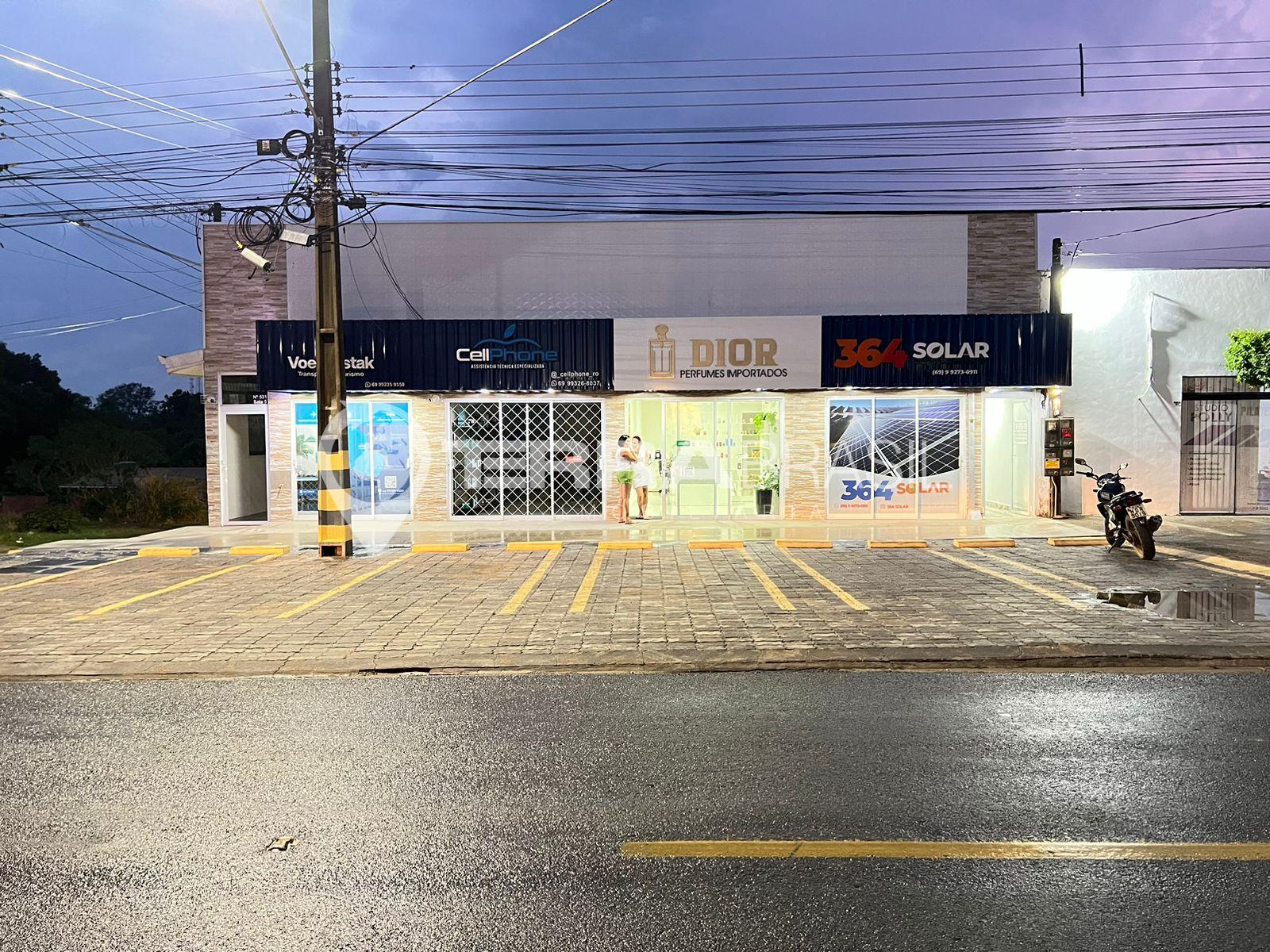 Imóvel à venda com 6 Salas comerciais, Bairro Urupá, Ji-Paraná...