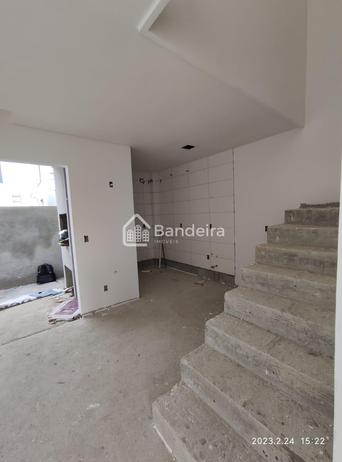 Sobrado moderno com apenas 4 sobrados Localização estratégica ...