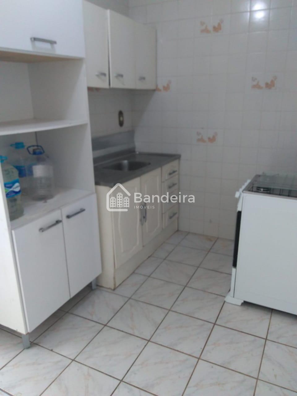 Área com mais de 775m  quadrados terreno de frente sendo 3 ter...