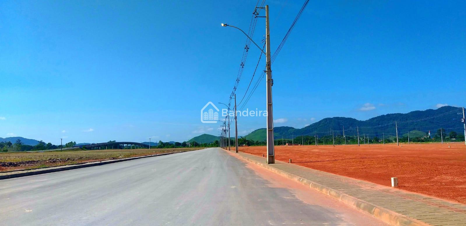 Terreno fase de acabamento podendo ja construir   Localizado n...