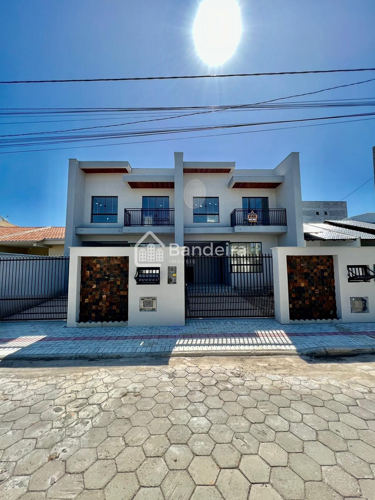 Sobrado Alto padrão Barra Velha 600m  do Mar mais de 120m  par...