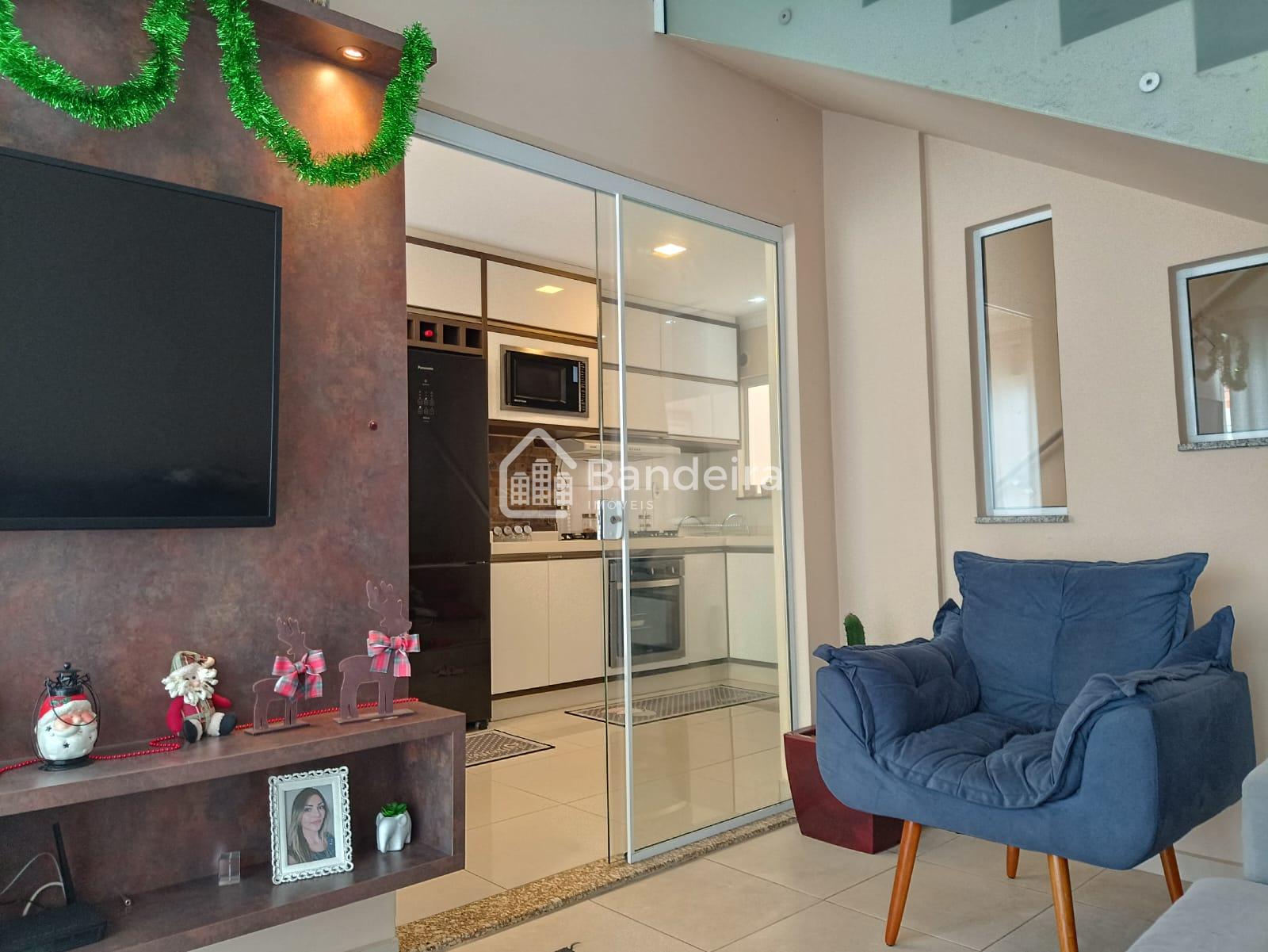 Sobrado Alto padrão em acabamento 100 m2 construído  Total  18...