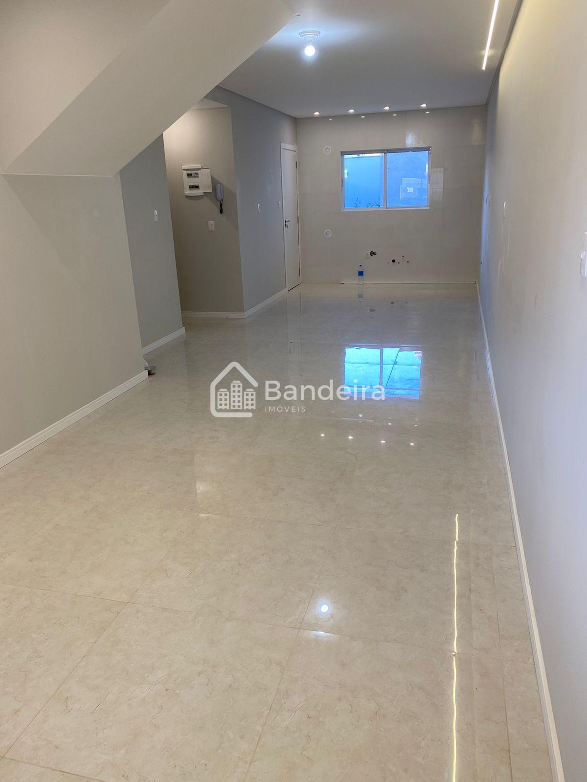 Sobrado de Alto padrão e com uma localização estratégica um do...