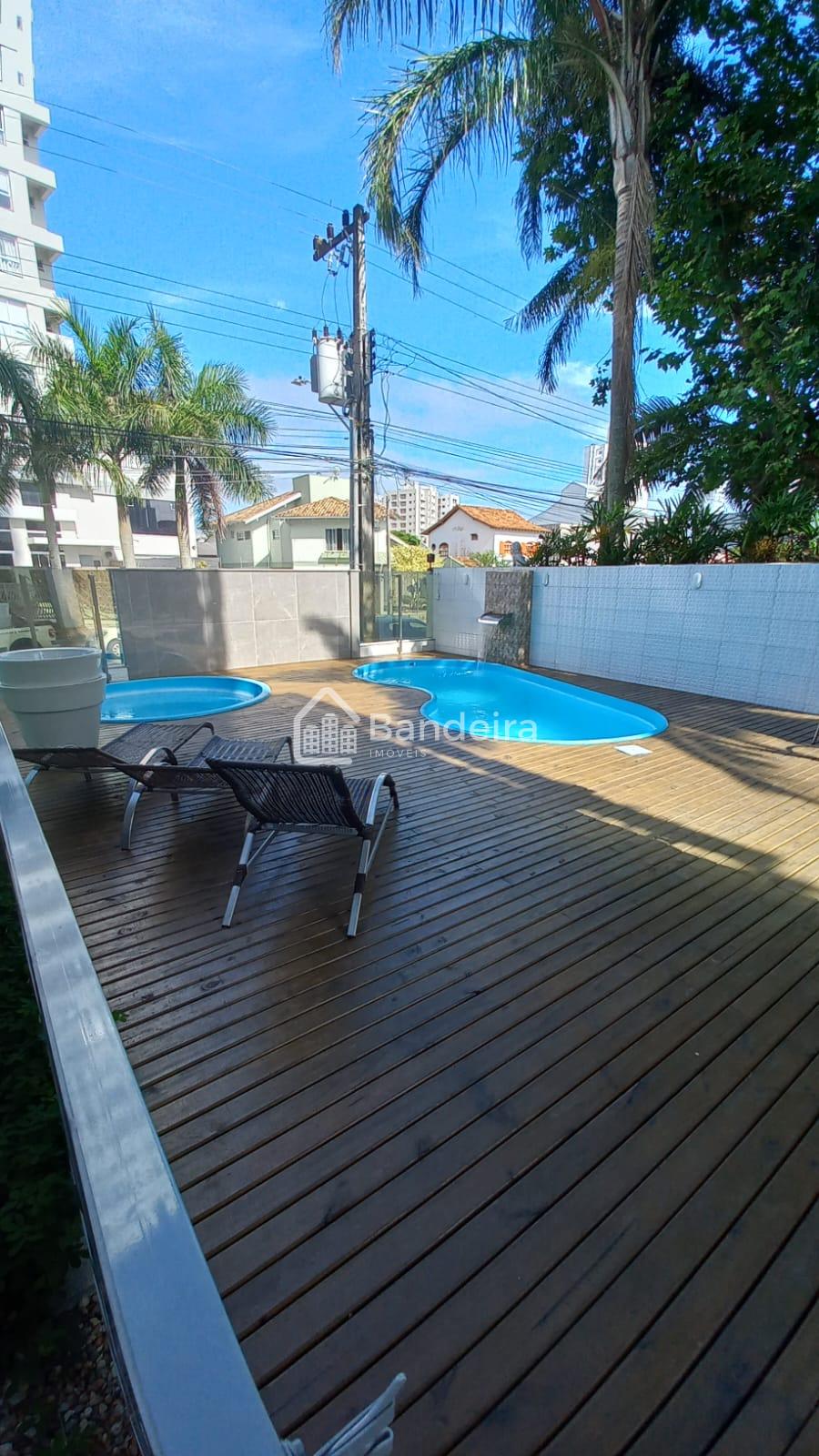 Bairro Vila Operaria  Cozinha Sala de estar porcelanato e lami...