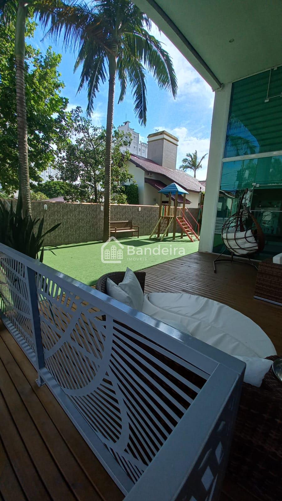 Bairro Vila Operaria  Cozinha Sala de estar porcelanato e lami...