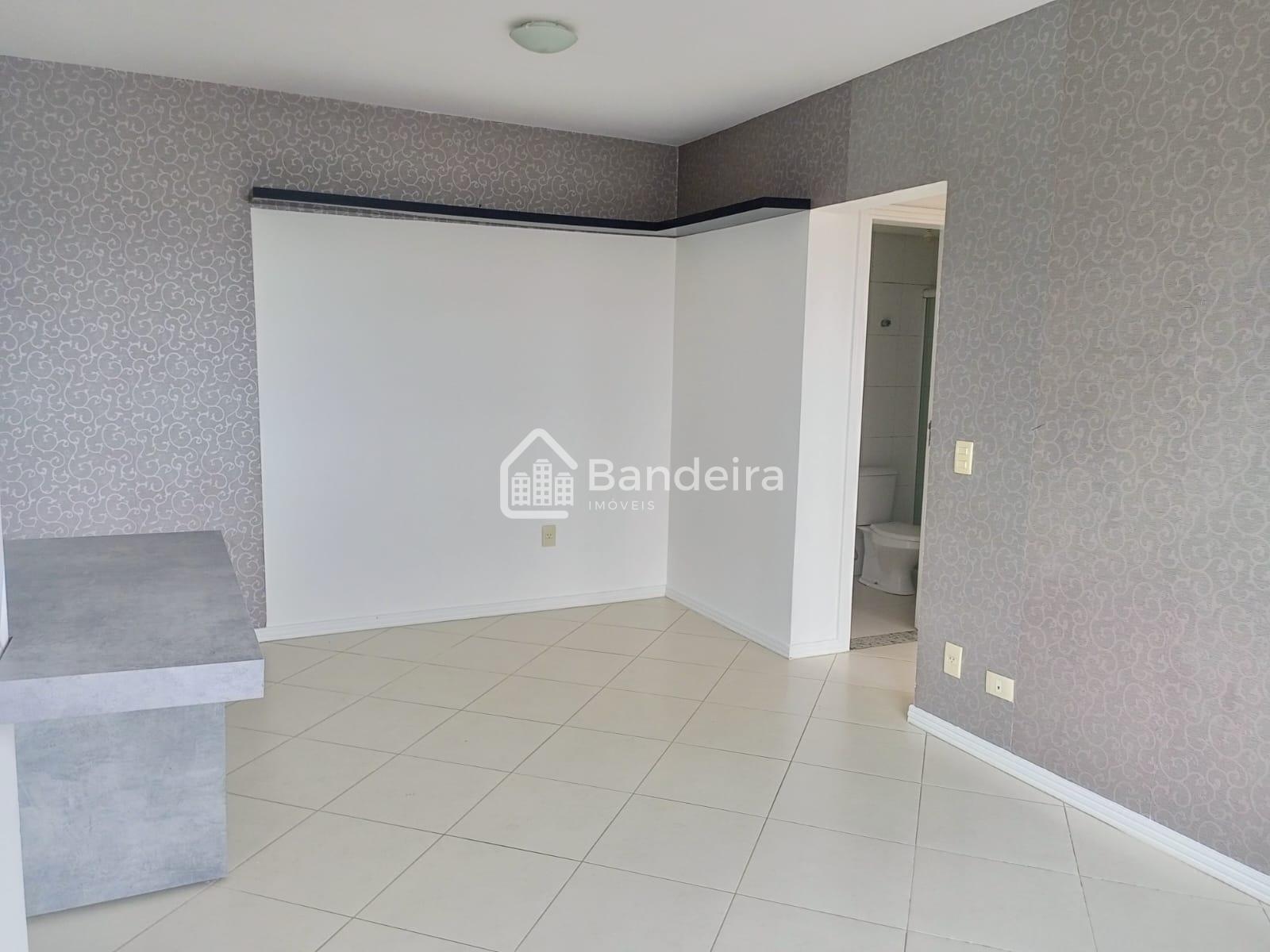 2 Dormitórios sendo 01 suíte Centro de Itajaí 5 minutos da Igr...