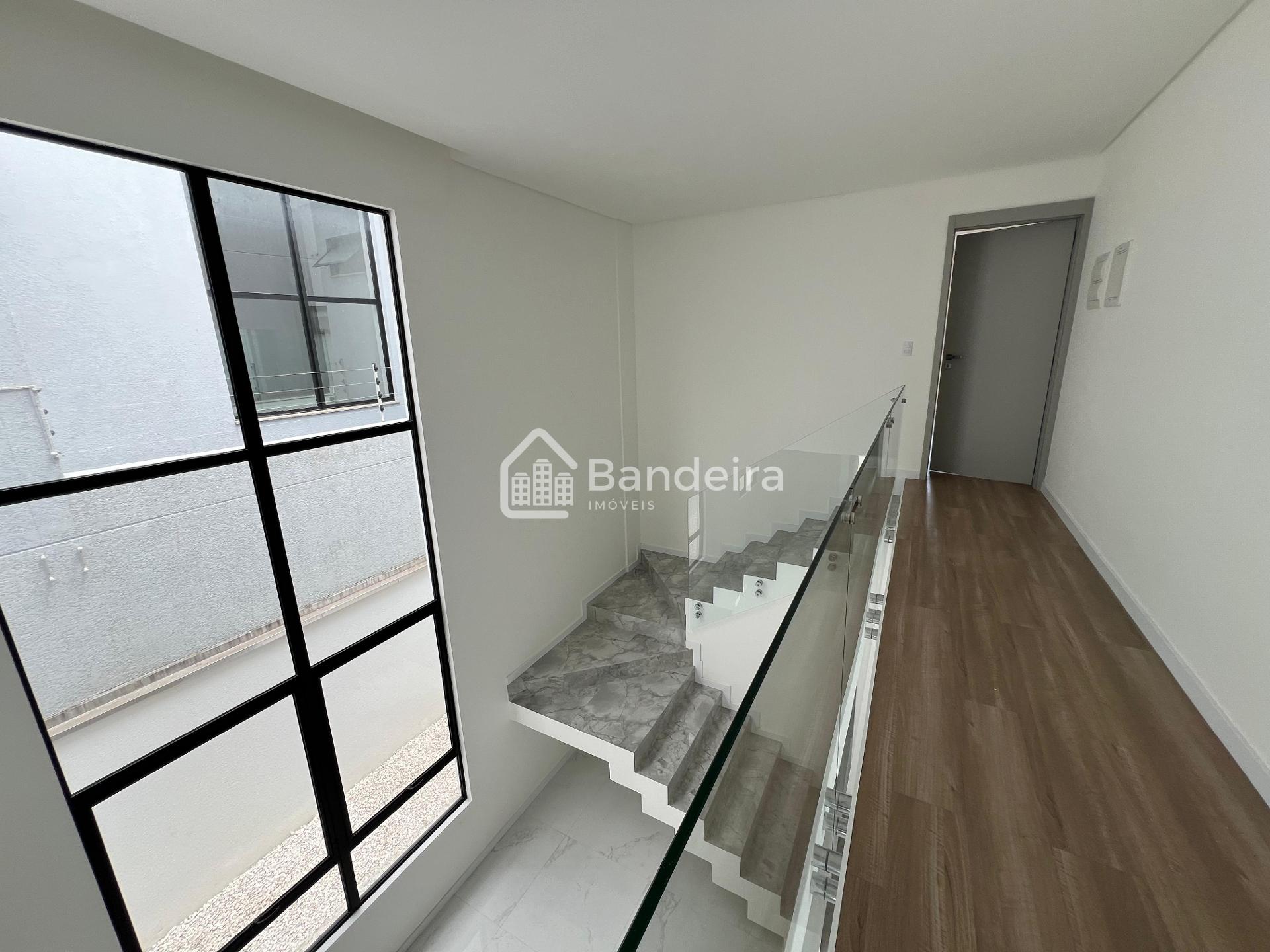 Sobrado alto padrão à venda, Centro Itajaí, ITAJAI - SC, 3 suí...