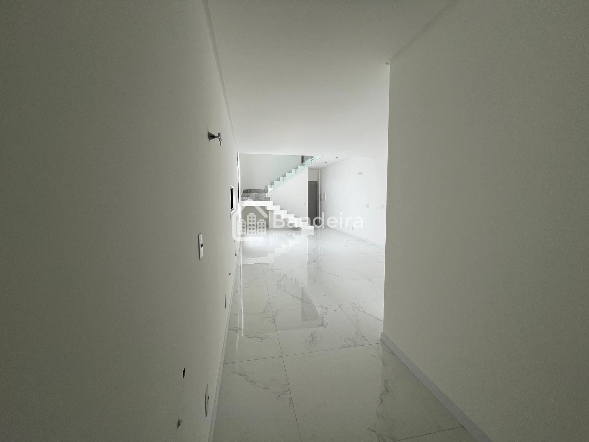 Sobrado alto padrão à venda, Centro Itajaí, ITAJAI - SC, 3 suí...