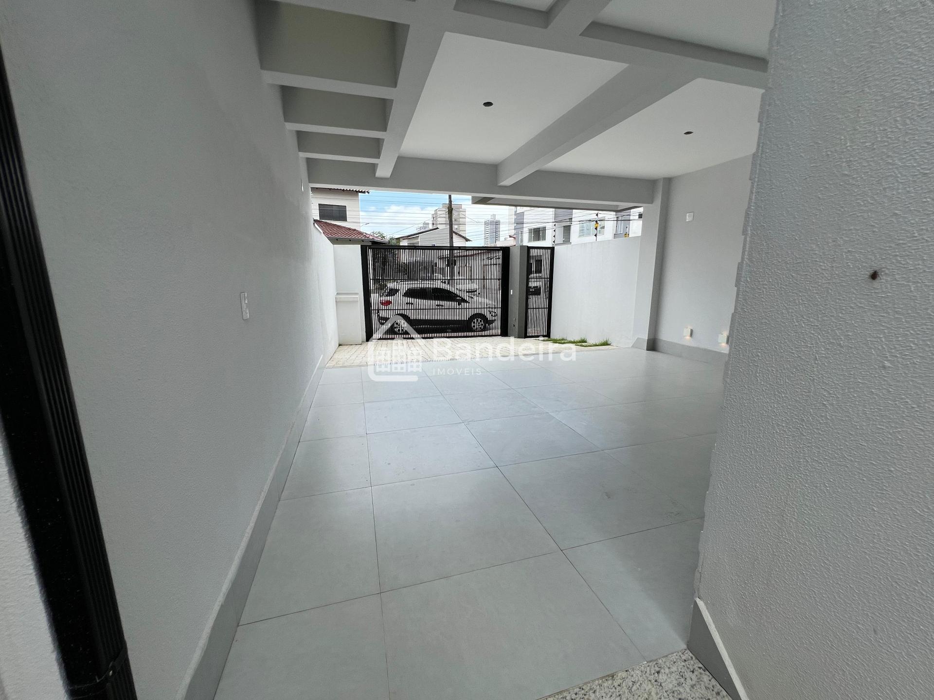 Sobrado alto padrão à venda, Centro Itajaí, ITAJAI - SC, 3 suí...