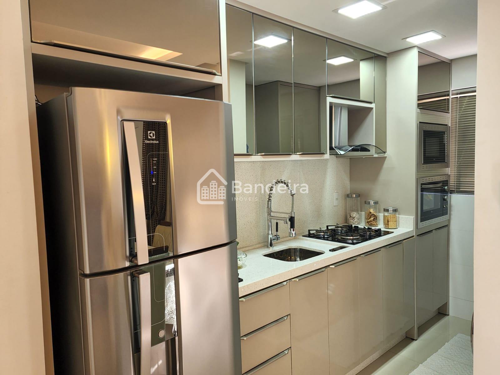 Apartamento mobiliado 2 suites no centro Itajaí próximo a Beir...