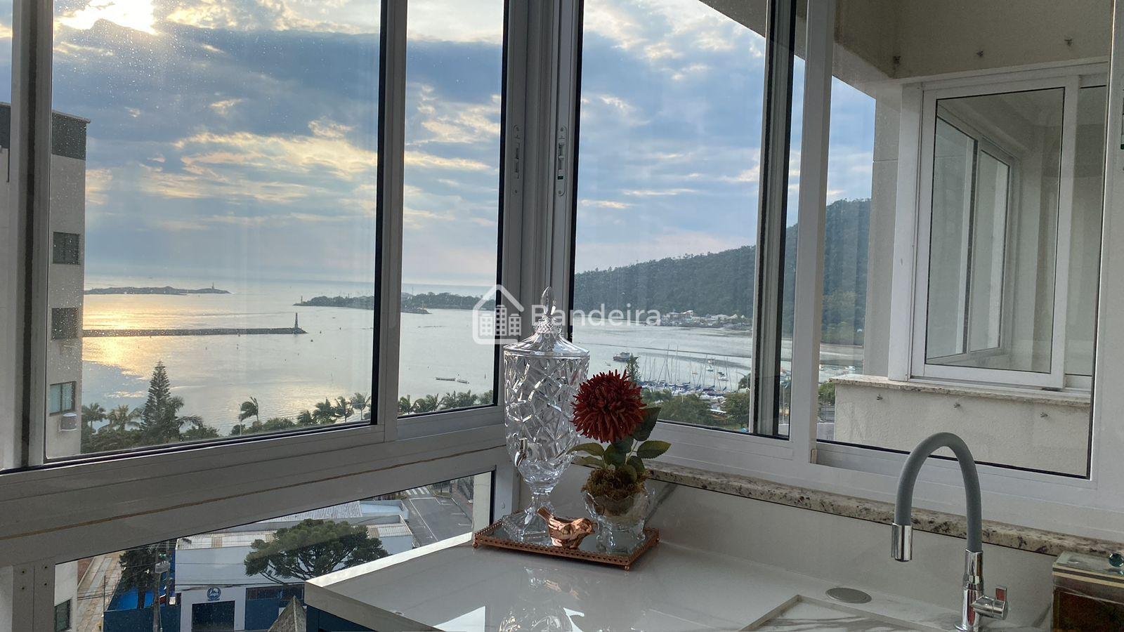 Apartamento todo mobiliado e amplo no bairro Fazenda vista mar...