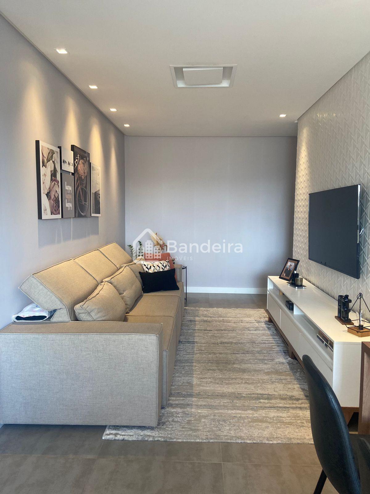 Apartamento Semimobiliado com móveis sob medida contendo 2 suí...