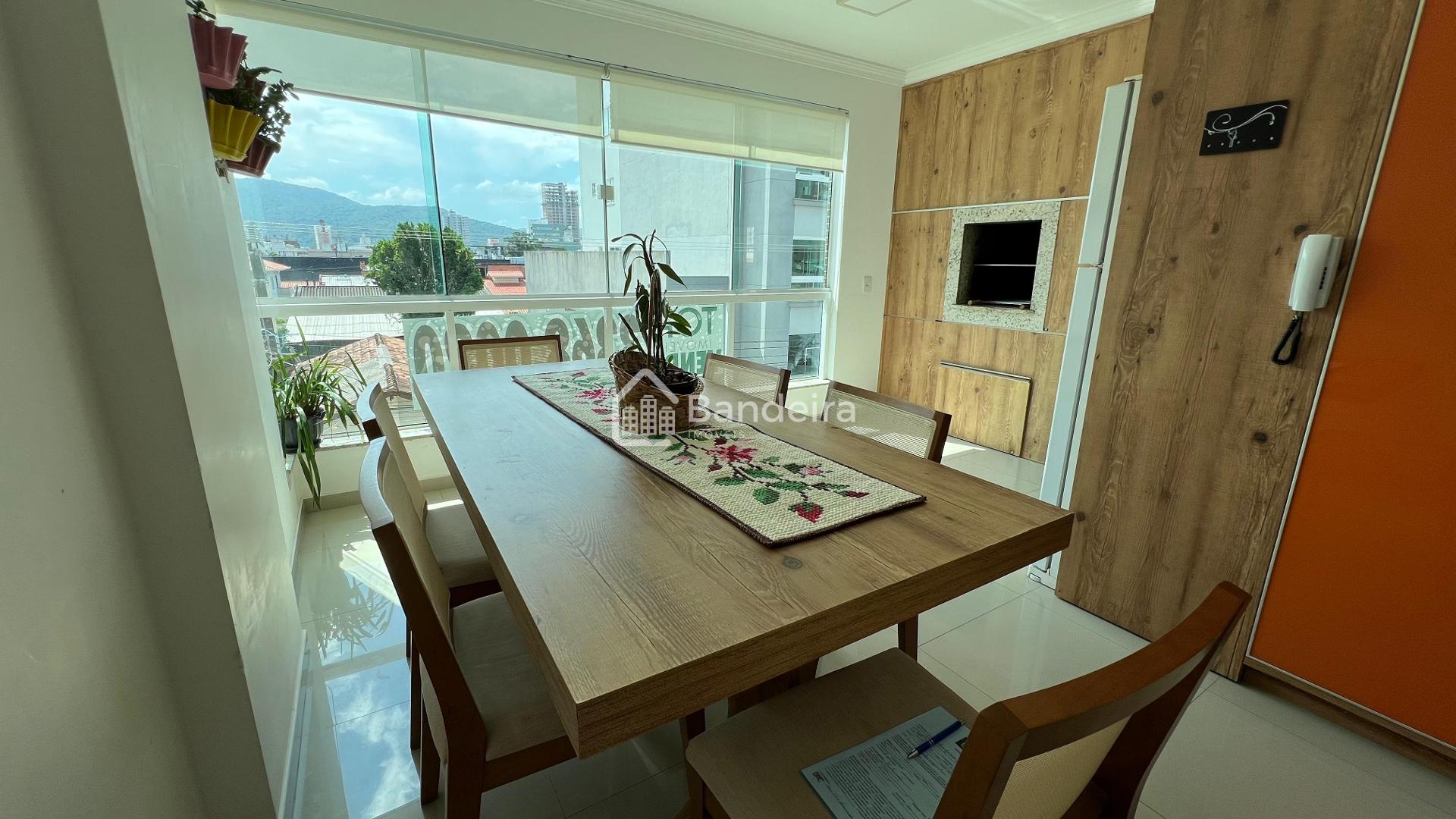 Apartamento mobiliado próximo a praia mais desejada da região,...