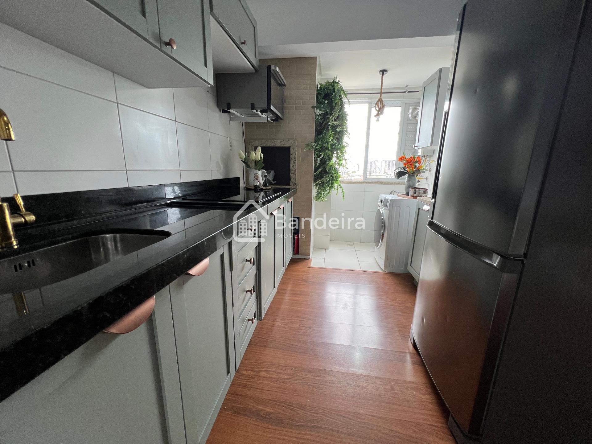 Apartamento semi- mobiliado próximo do centro de Itajaí bairro...