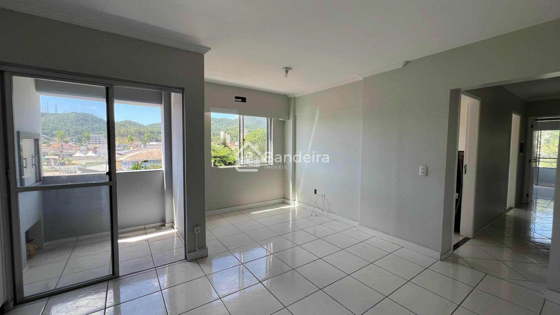 Apartamento com uma suíte com sacada mais dois quartos  Dom Bo...