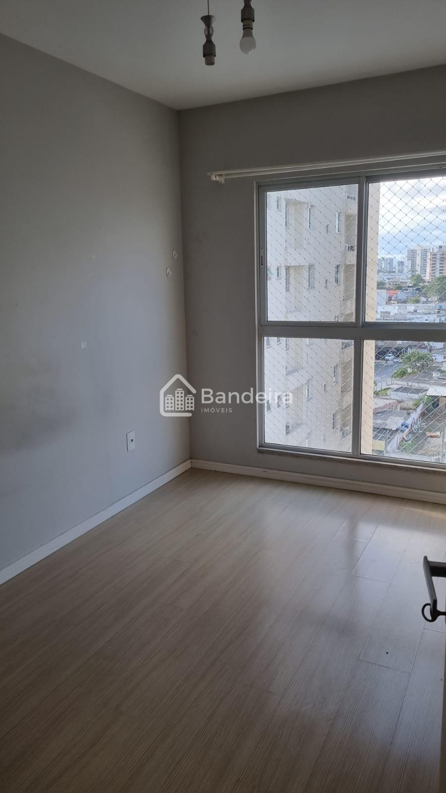 Apartamento semi mobiliado no bairro São Judas em Itajaí com p...