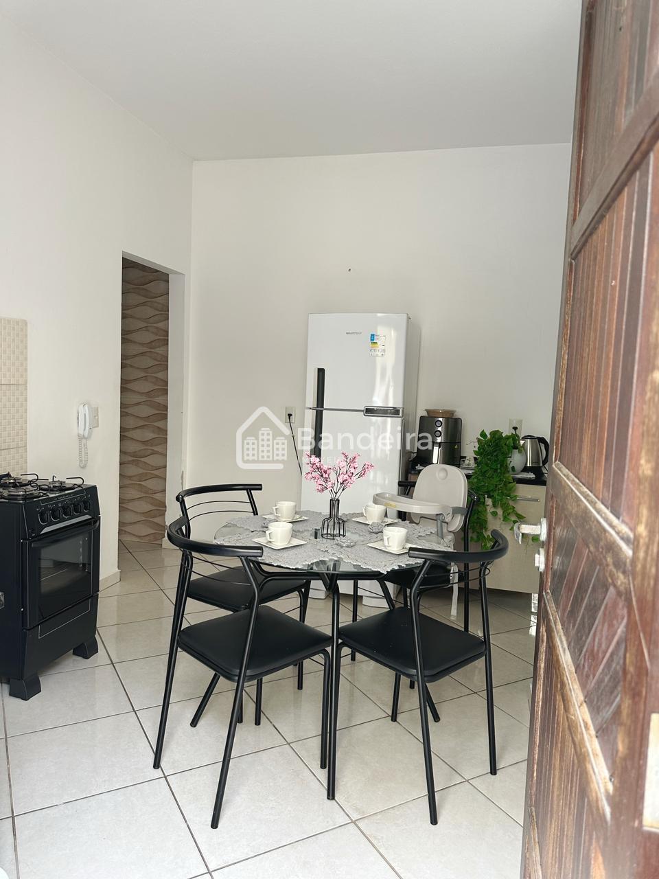 Sobrado amplo com dois pavimentos no bairro São Vicente em Ita...