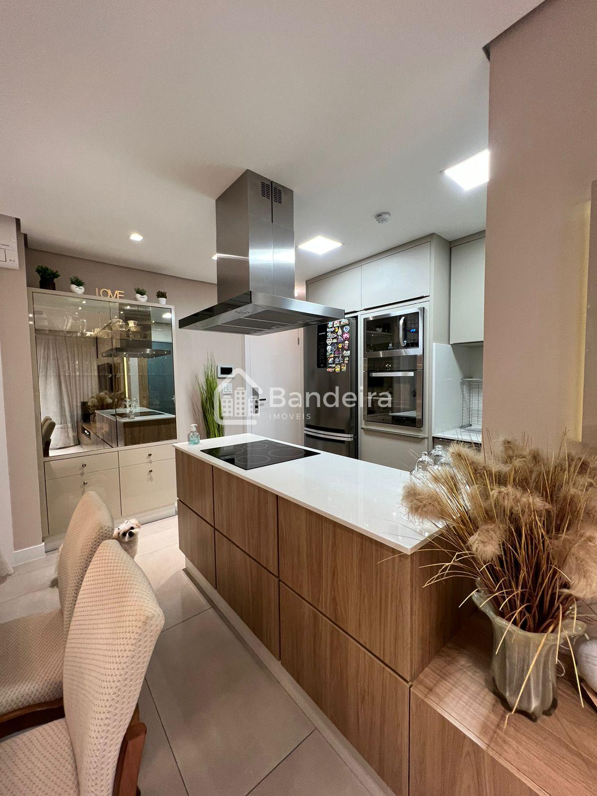 Apartamento amplo mobiliado e decorado no bairro São Judas, su...
