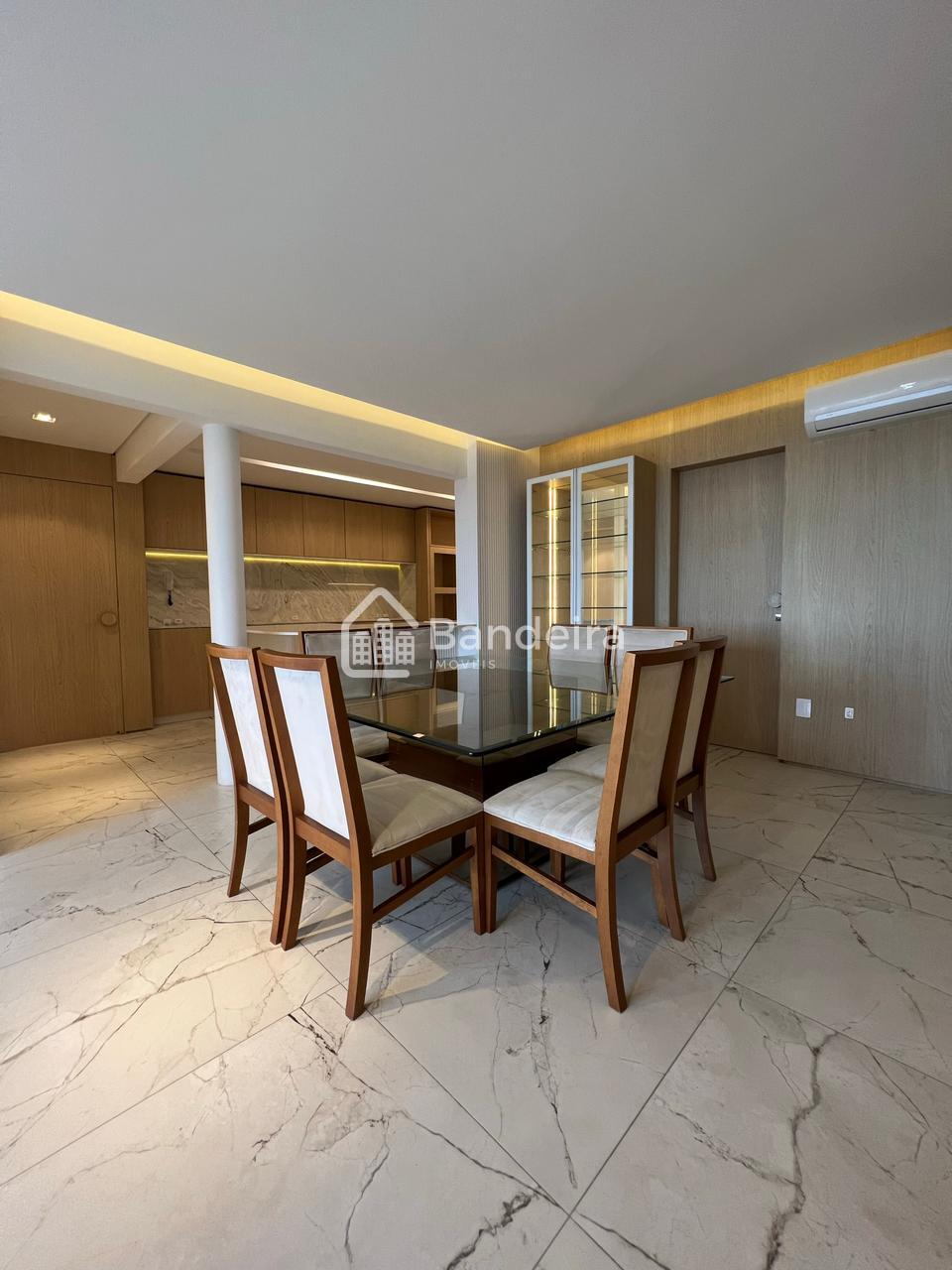 Apartamento de alto padrão semi mobiliado no centro de Itajaí,...