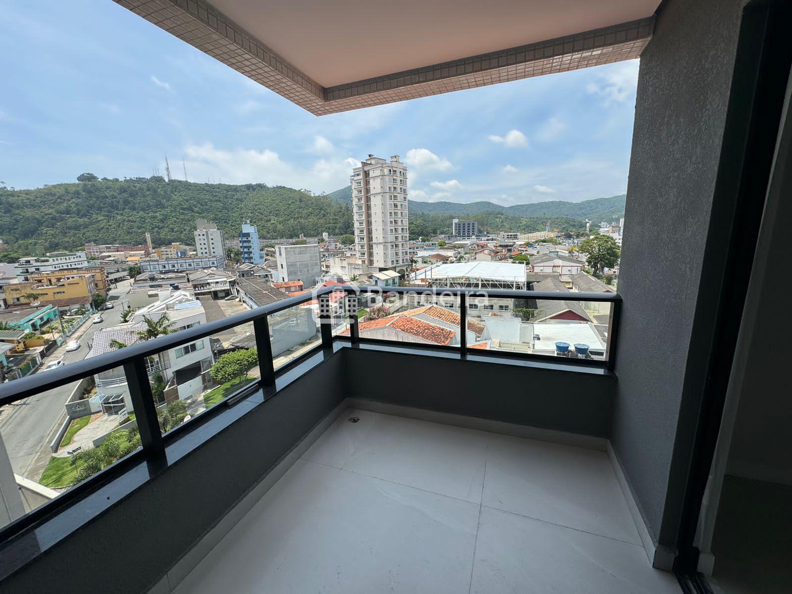 Apartamento à venda Vila Operaria ITAJAI 2 suítes, piscina, sa...