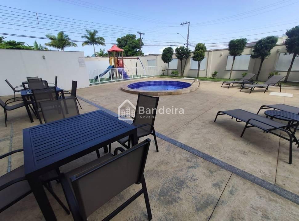 Apartamento amplo  mobiliado, com suíte, no bairro Cordeiros, ...