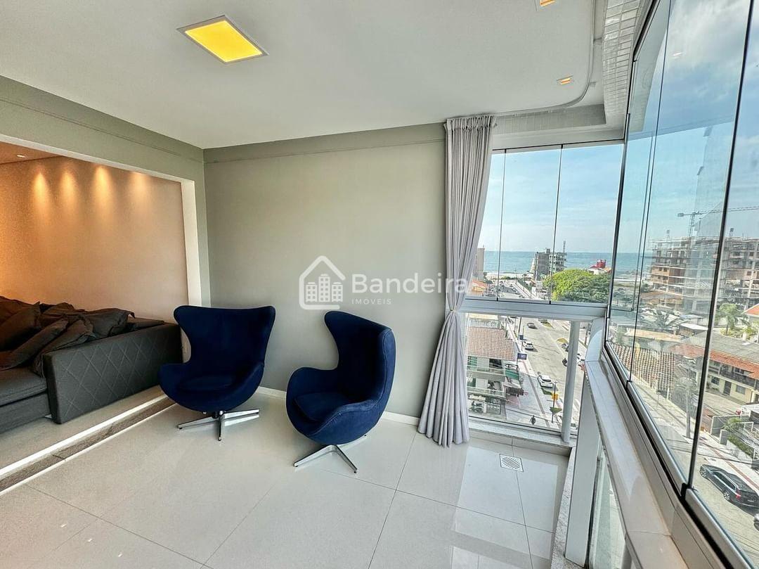 Apartamento amplo com 3 suítes semi mobiliado na Praia Brava c...