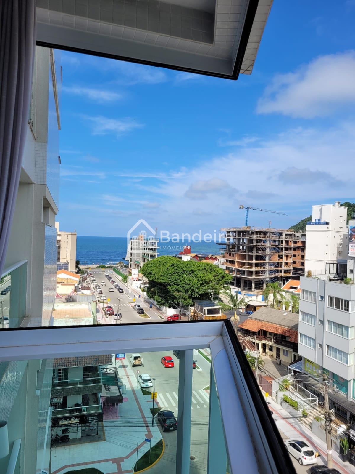 Apartamento amplo com 3 suítes semi mobiliado na Praia Brava c...