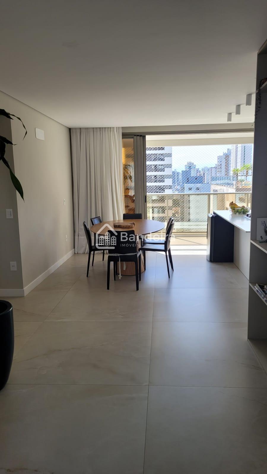 Apartamento mobiliado com 2 suítes  1 dormitório na fazenda, b...
