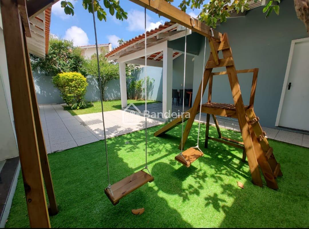 Casa à venda, Dom Bosco, ITAJAI - SC 170m de área construída e...