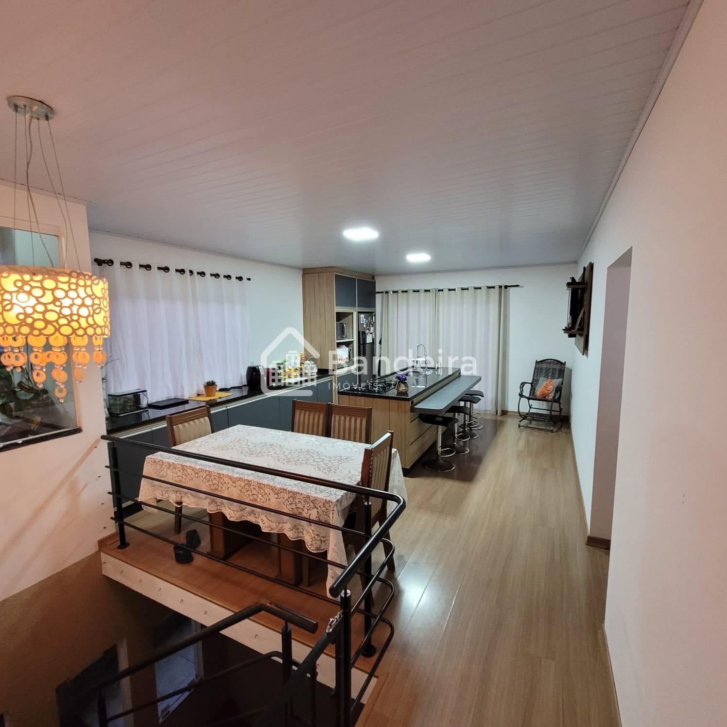 Casa à venda, Dom Bosco, ITAJAI - SC 4 suítes com varanda e pi...