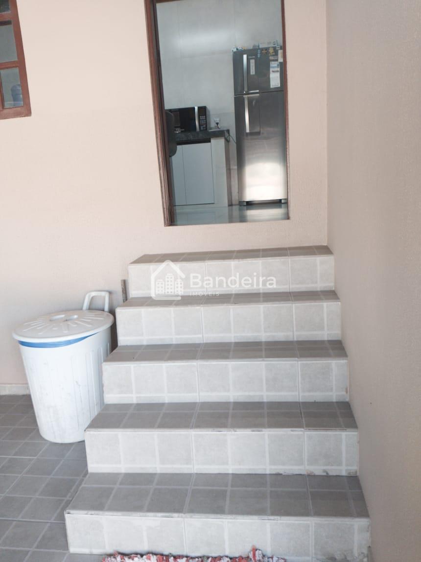 Casa à venda, Cabeçudas, Estilo colonial      na cidade de Itajaí