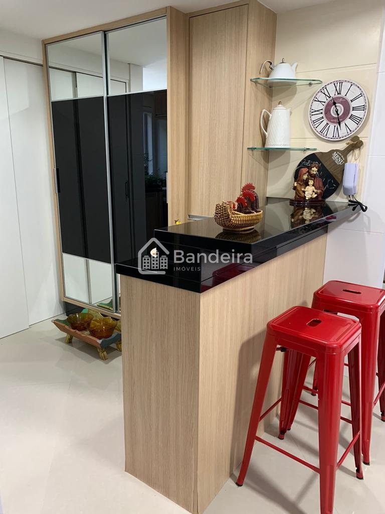 Apartamento mobiliado no bairro nobre e muito residencial de I...