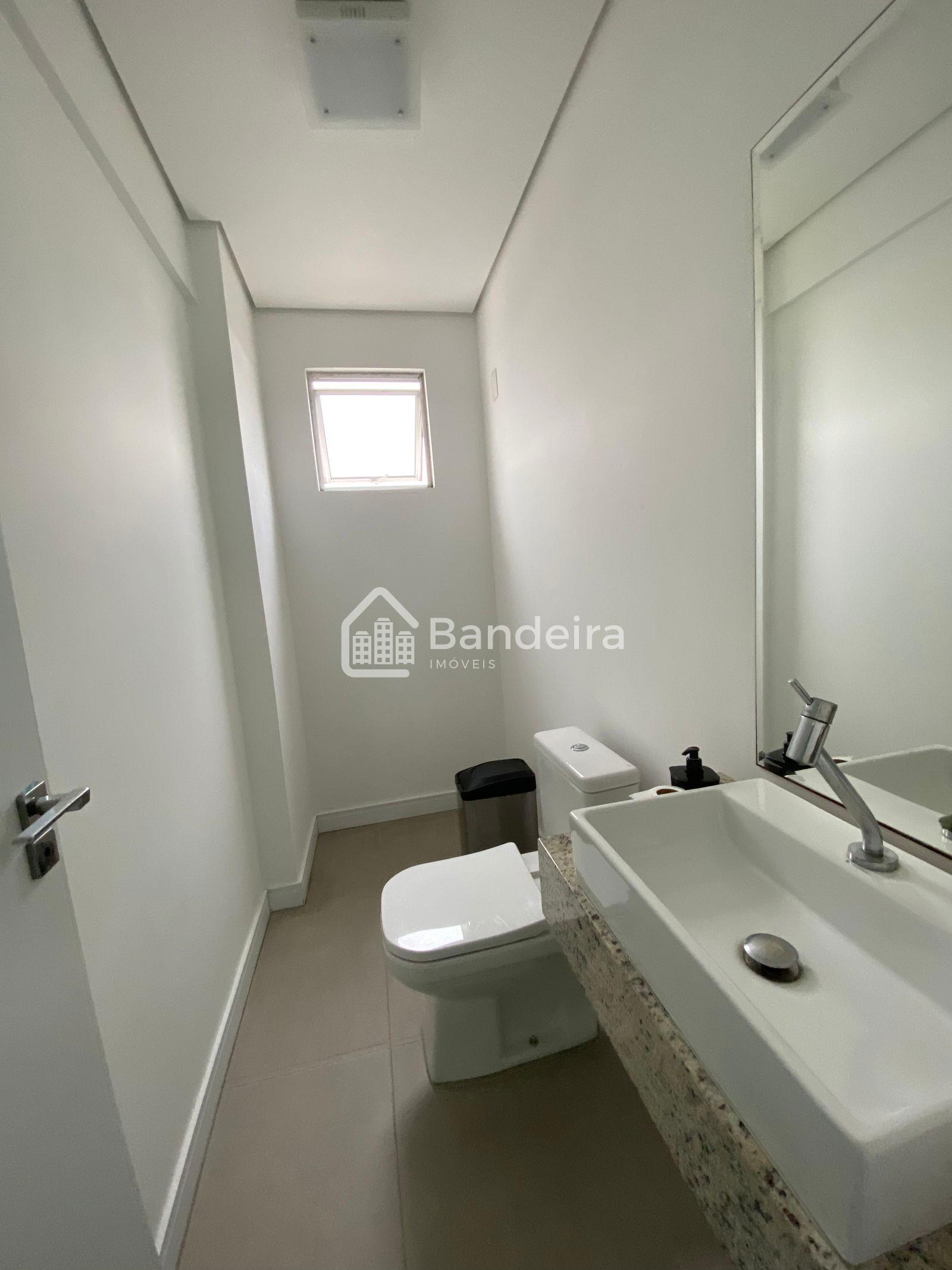 Apartamento à venda, São Judas, ITAJAI - SC, Andar alto com Be...