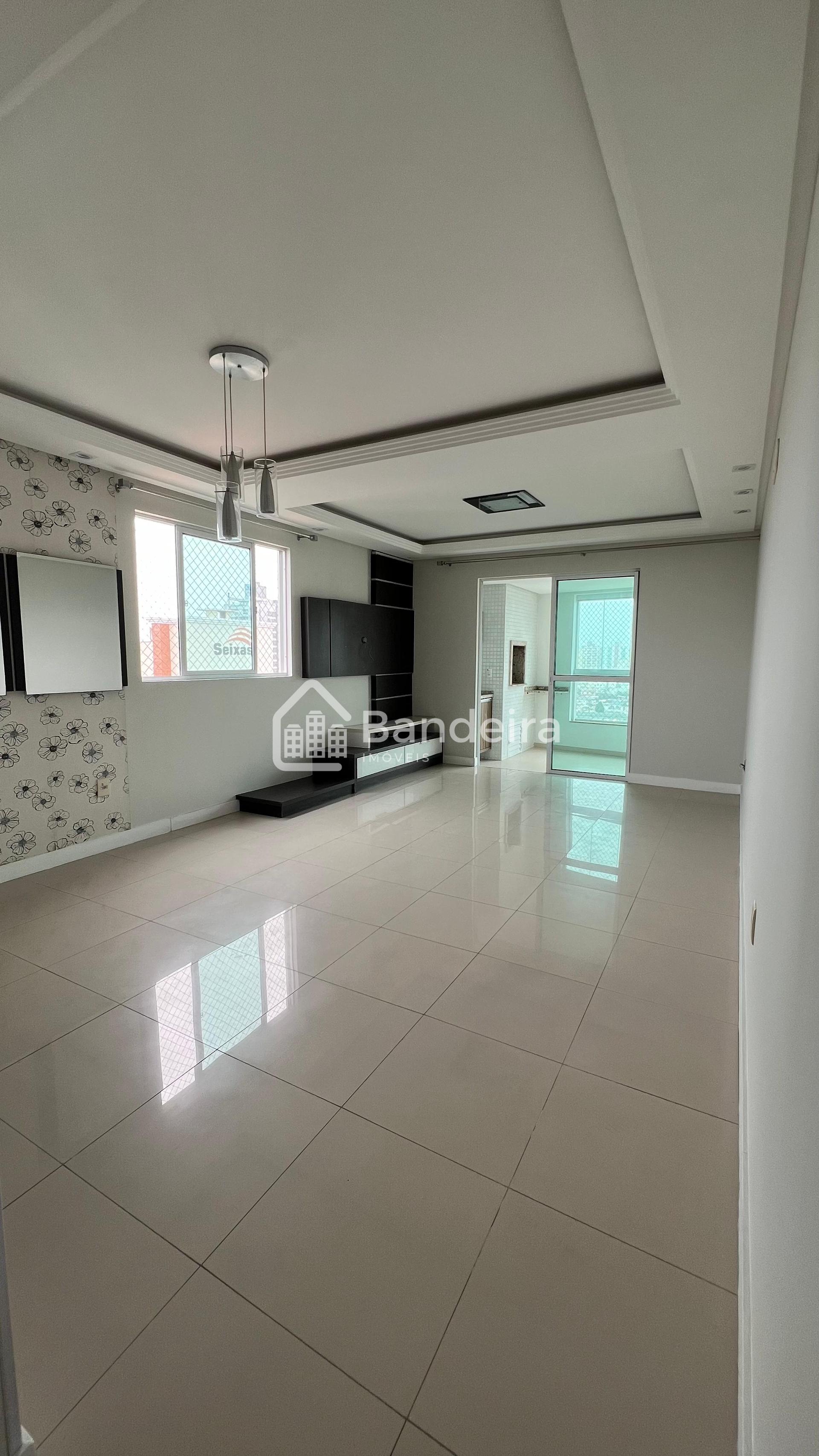 Apartamento à venda, Vila Operaria, ITAJAI - SC suíte mais doi...