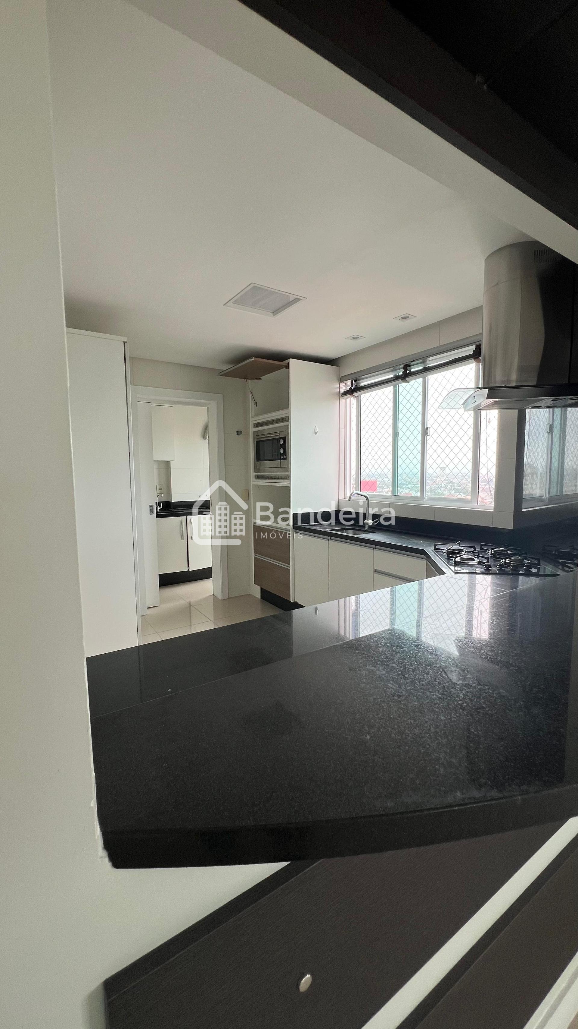 Apartamento à venda, Vila Operaria, ITAJAI - SC suíte mais doi...
