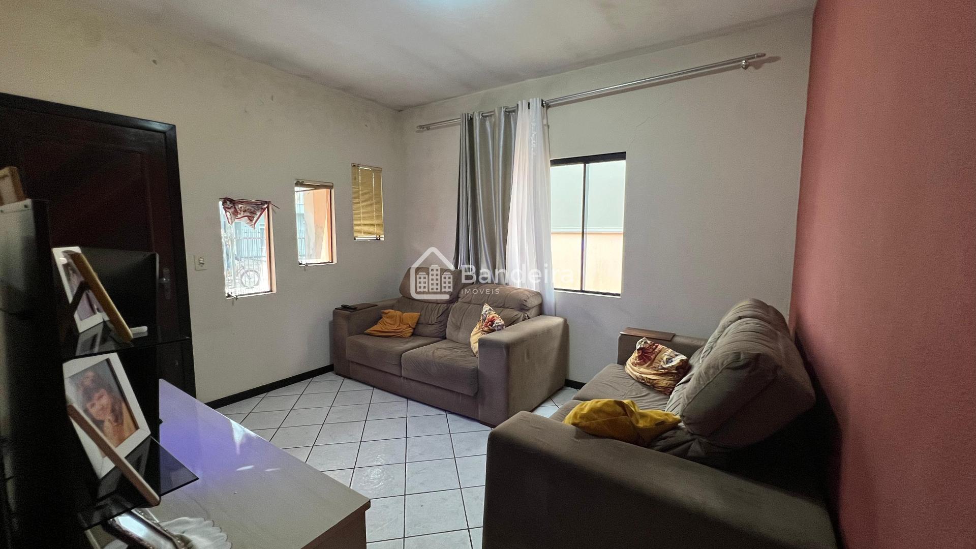 Casa com 3 dormitórios sendo um suíte à venda,297.00 m , Dom B...
