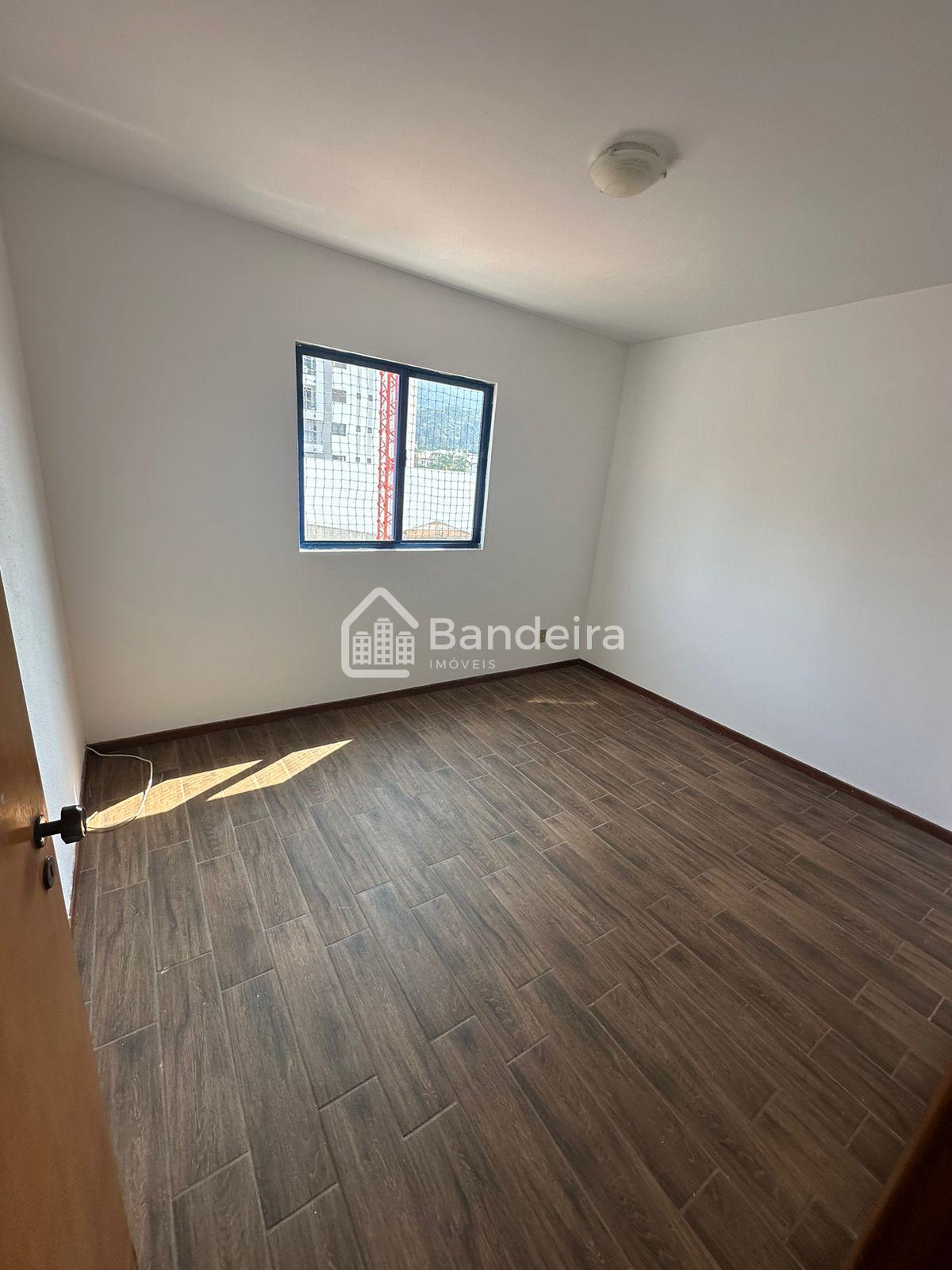 Apartamento à venda em localização privilegiada na Praia Brava