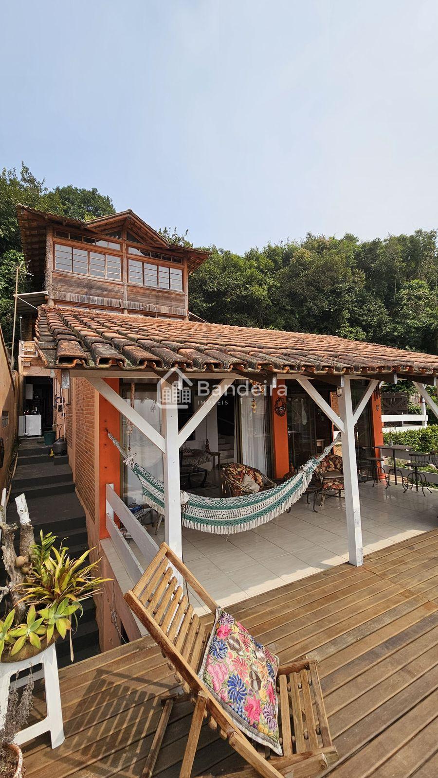 Casa à venda, Fazenda, ITAJAI - SC, com vista para o mar