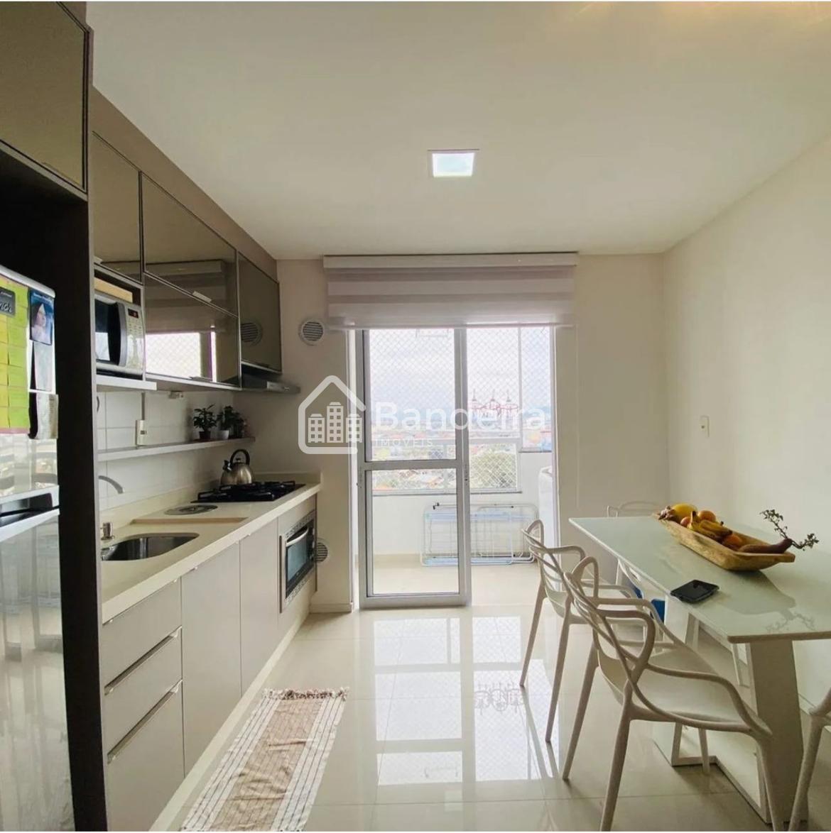 Apartamento Semi - mobiliado suíte mais um dormitório no bairr...