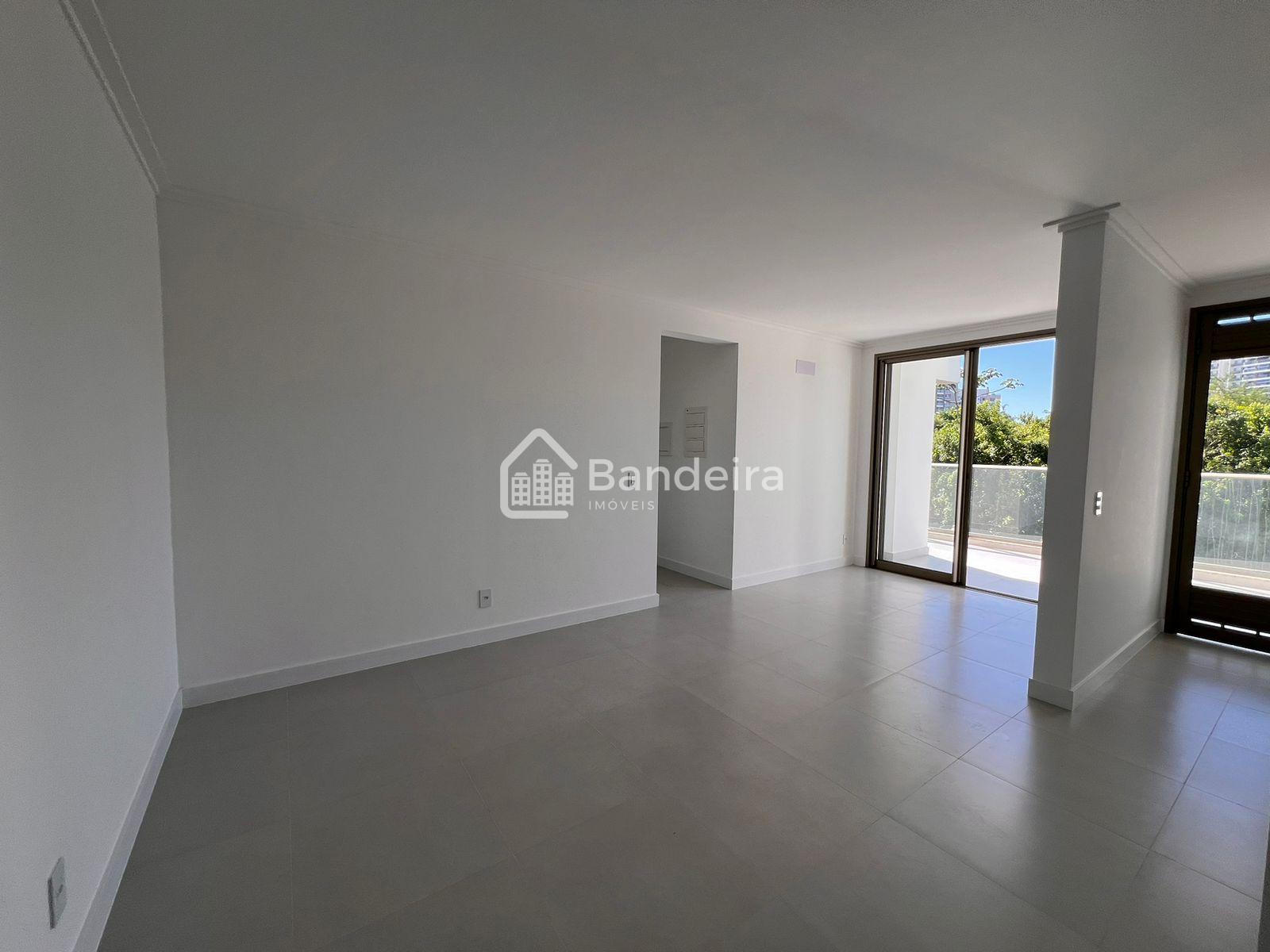 Apartamento com área diferenciada, Home Club São Vicente com 3...