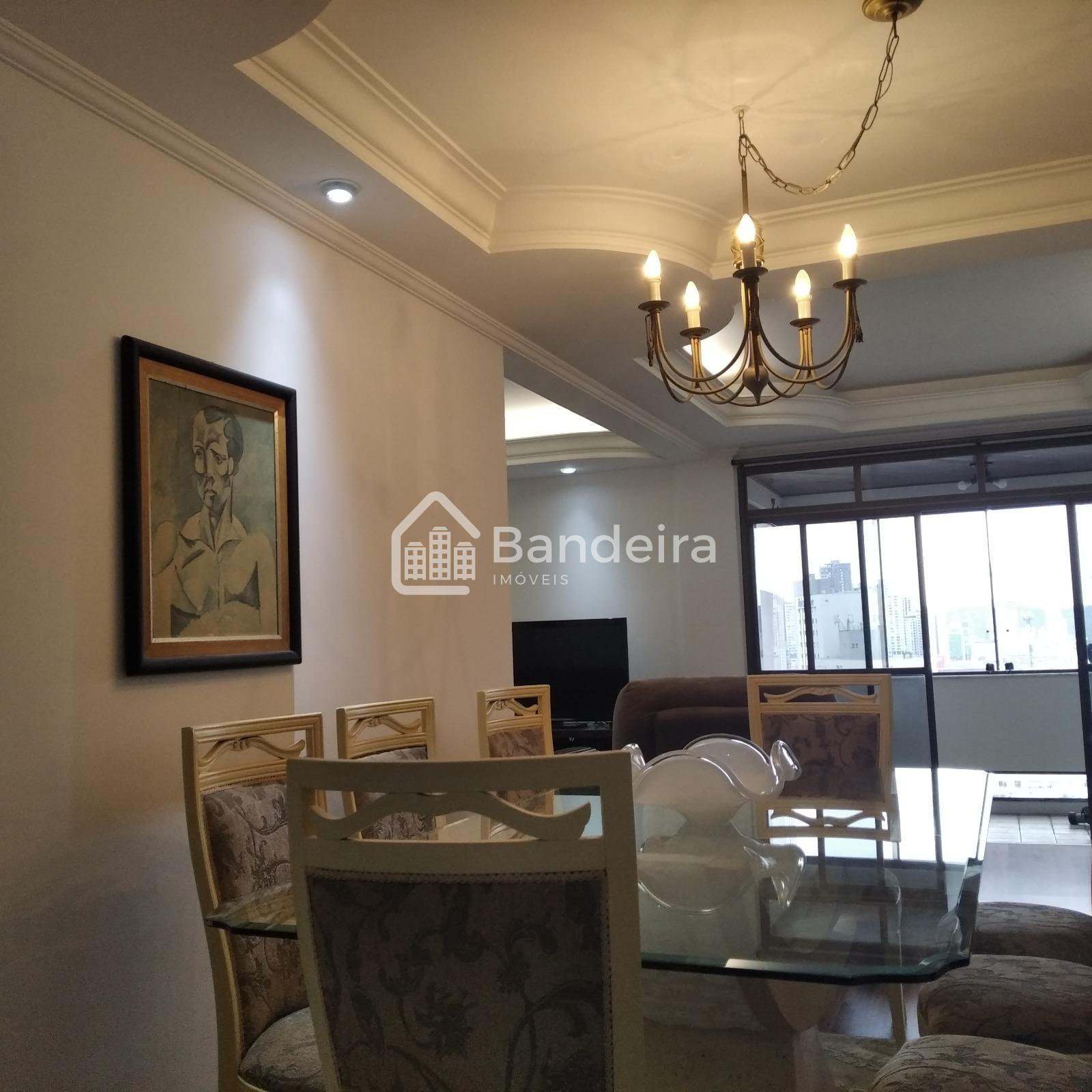 Apartamento amplo à venda, Centro Itajaí, 3 dormitórios sendo ...