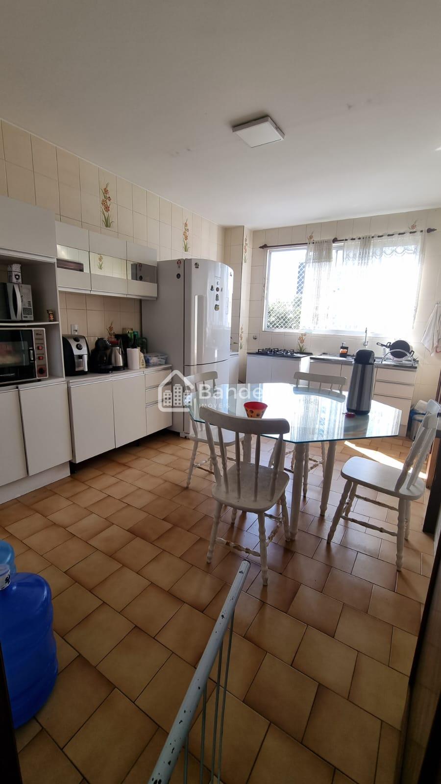 Apartamento mobiliado no centro de Itajaí, no coração da cidade