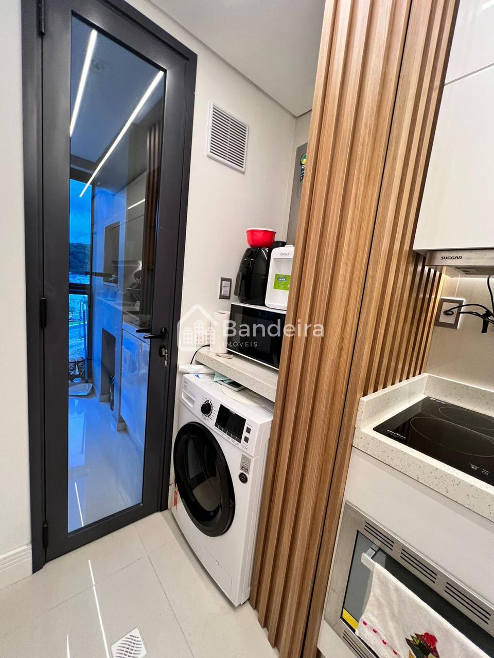 Apartamento mobiliado no bairro Ressacada, Edifício Contorno Sul