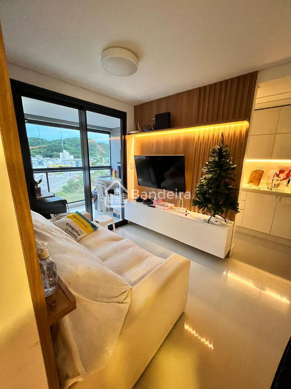Apartamento mobiliado no bairro Ressacada, Edifício Contorno Sul