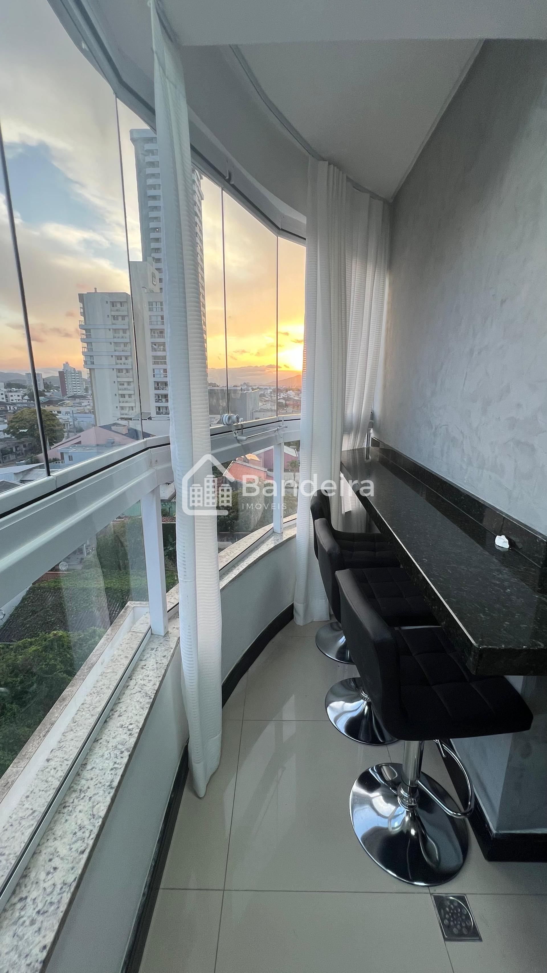 Apartamento à venda, São judas, ITAJAI - SC, mobiliado e equipado