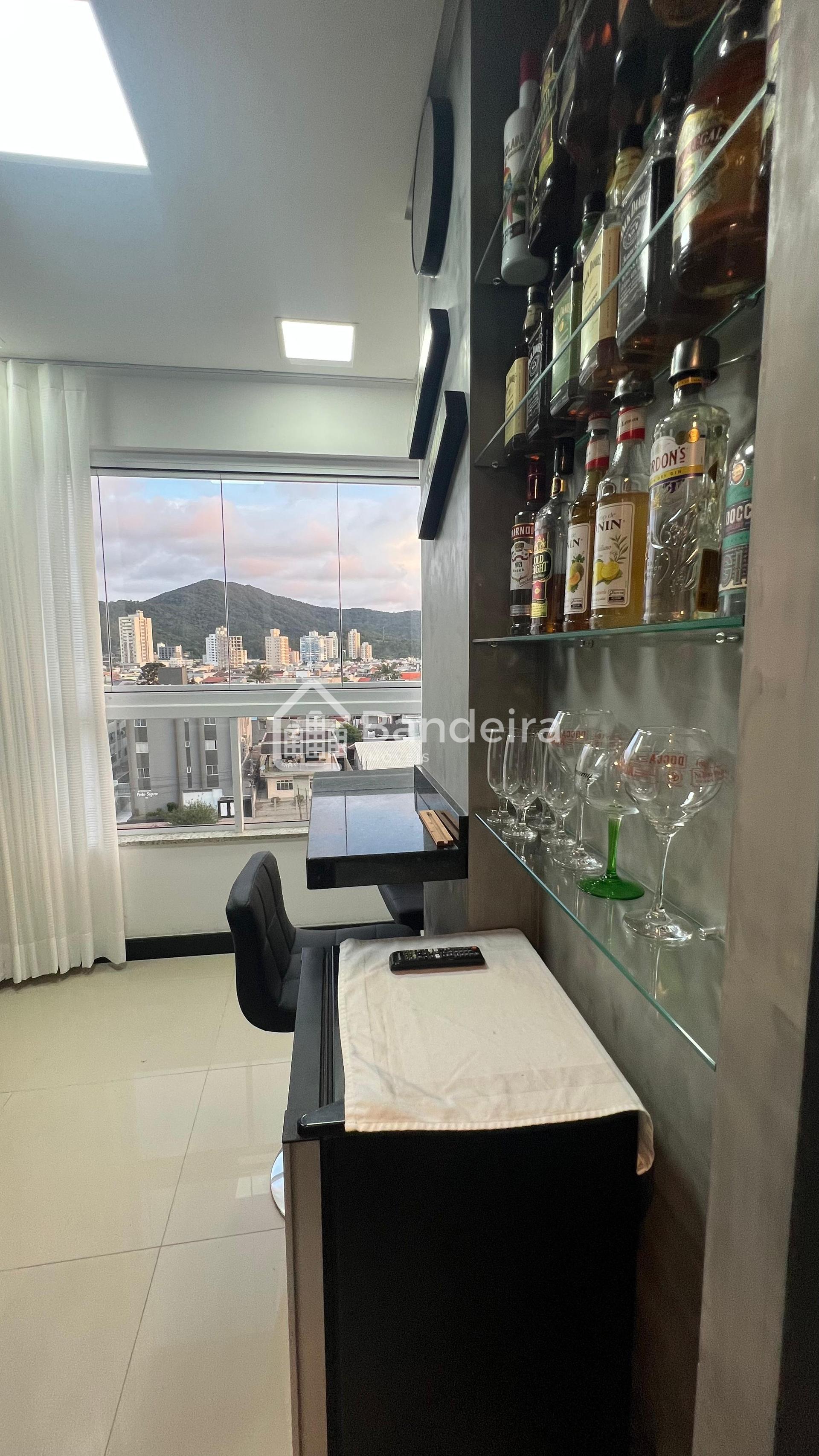 Apartamento à venda, São judas, ITAJAI - SC, mobiliado e equipado