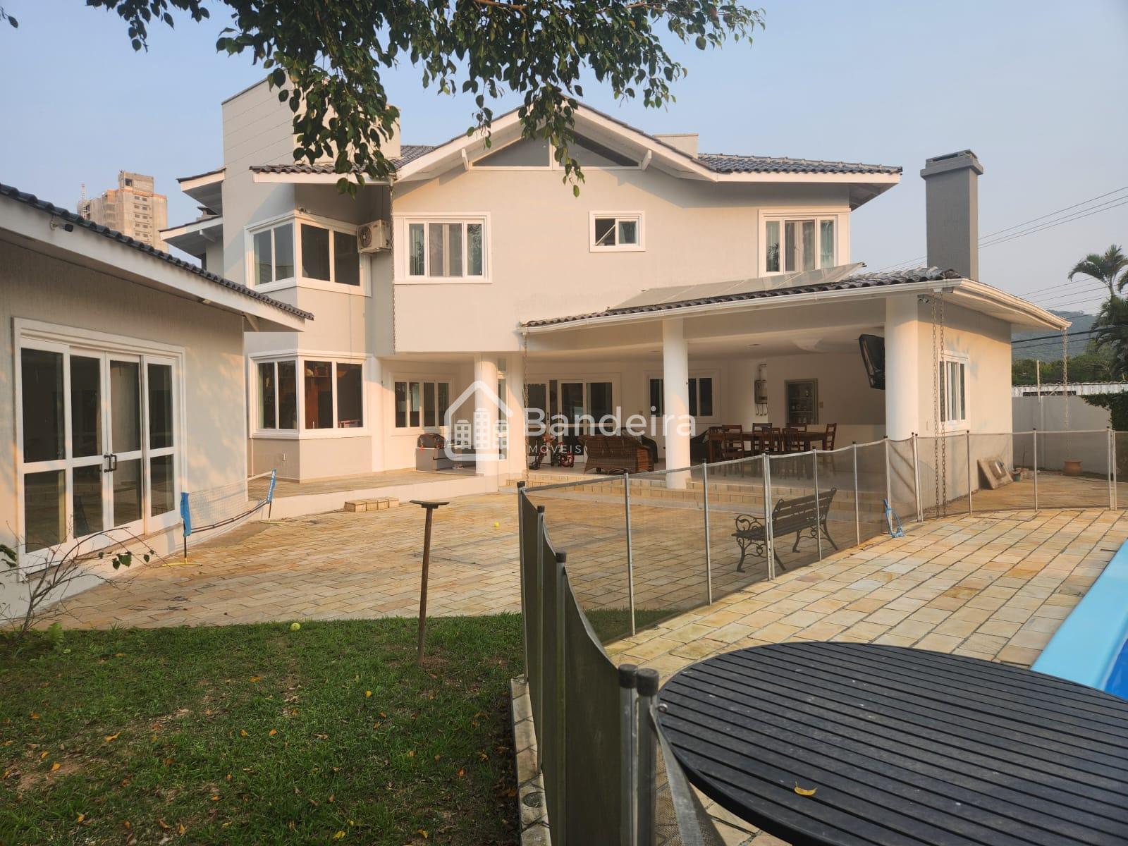 Casa Altíssimo Padrão em Condomínio Fechado Bairro Dom Bosco -...